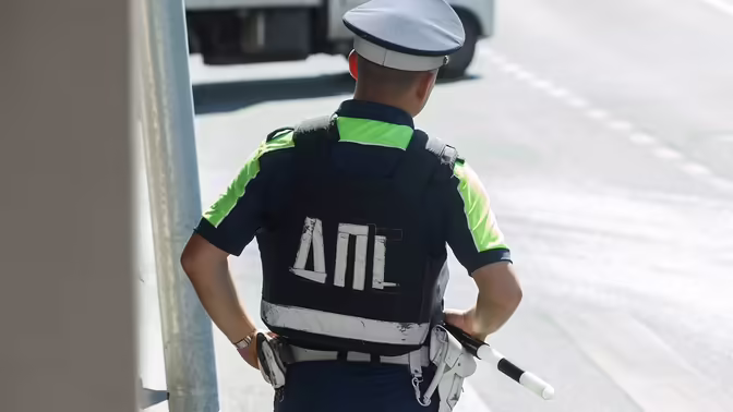 Оставлять записку после повреждения чужого автомобиля незаконно, предупредил автоюрист