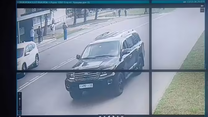 Мэр Курска по камерам нашёл водителя, повредившего подсветку скульптуры соловья