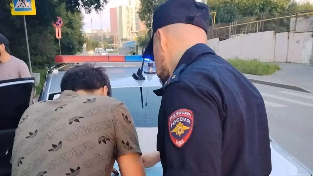 Задержаны водители грузовиков, танцевавшие лезгинку ночью в центре Екатеринбурга