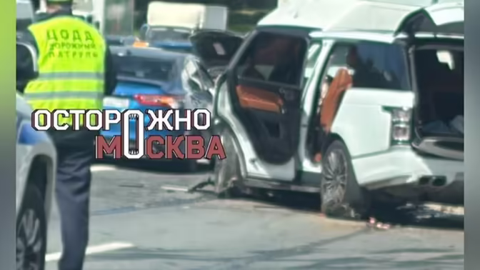 Один человек пострадал при столкновении трех иномарок на 58-м километре МКАД