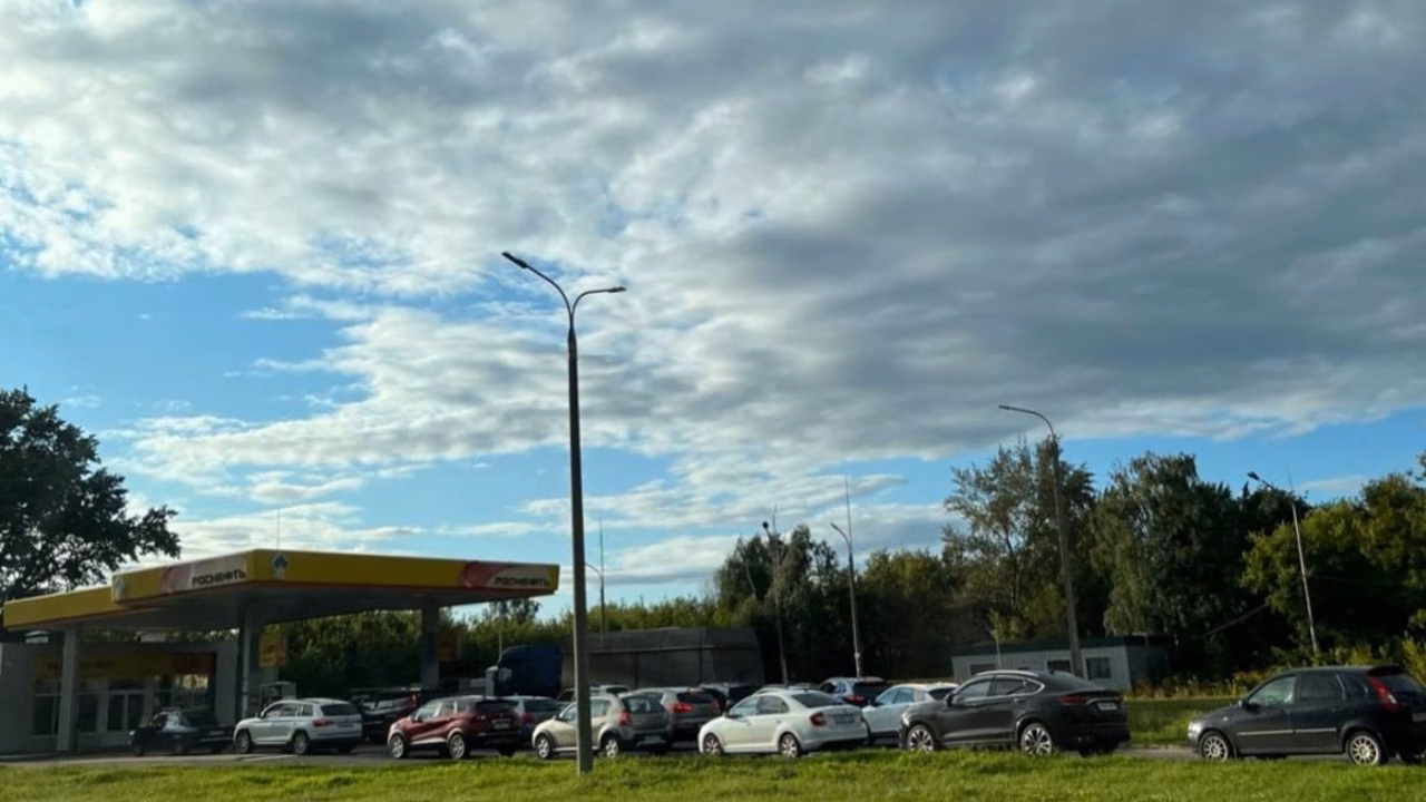 В Орловской области выстроились очереди на АЗС