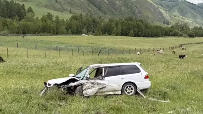 Младенец погиб в ДТП на Алтае, еще пять человек пострадали