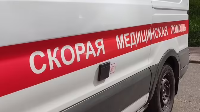 В Краснодарском крае автомобиль столкнулся с поездом Анапа — Москва