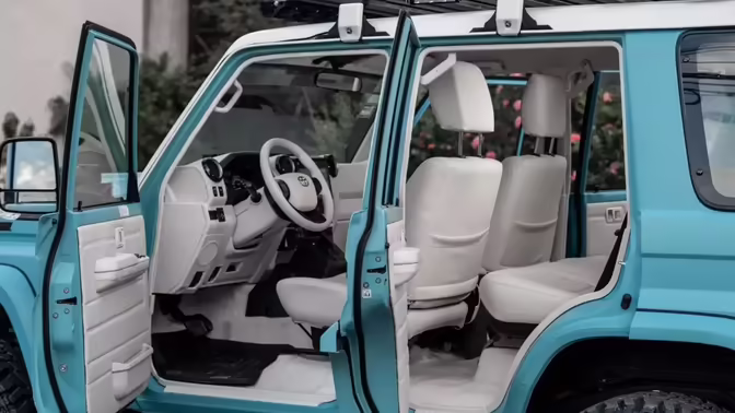 Black Box Custom 4x4 представила роскошную версию Toyota Land Cruiser 70 Series