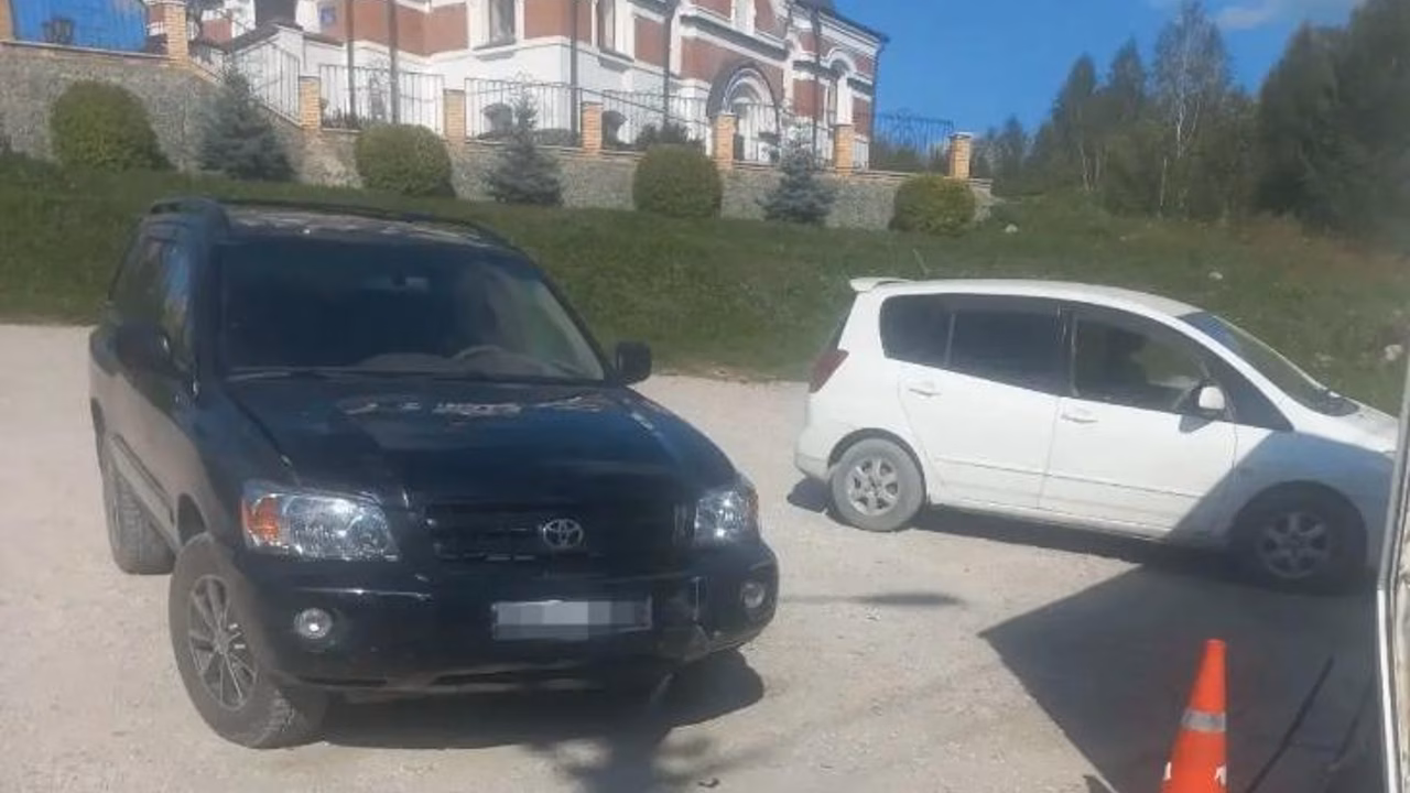 В Искитиме пенсионерка погибла под колёсами внедорожника на парковке