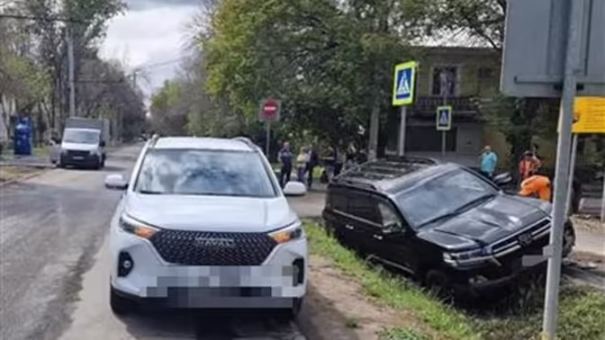 В Самаре Haval столкнулся с Toyota, один человек госпитализирован