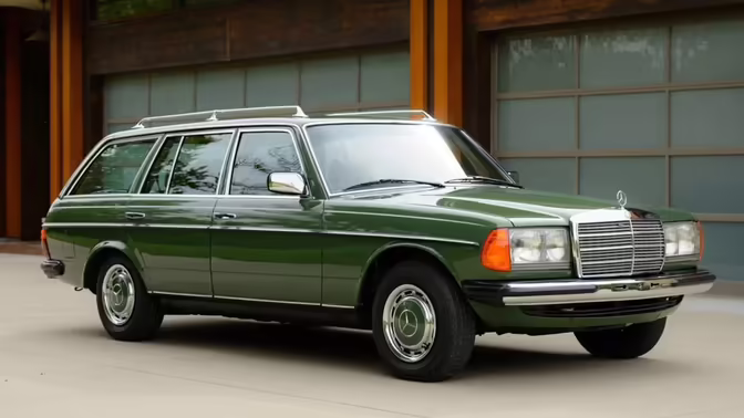 Mercedes-Benz 280TE 1979 года с пробегом 6000 км выставят на аукцион
