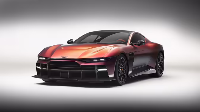 Aston Martin создал самый мощный автомобиль с V12 в своей истории