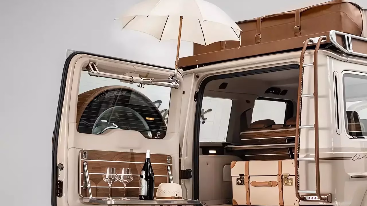 Тюнеры превратили Гелендваген в роскошный внедорожник с палаткой на крыше