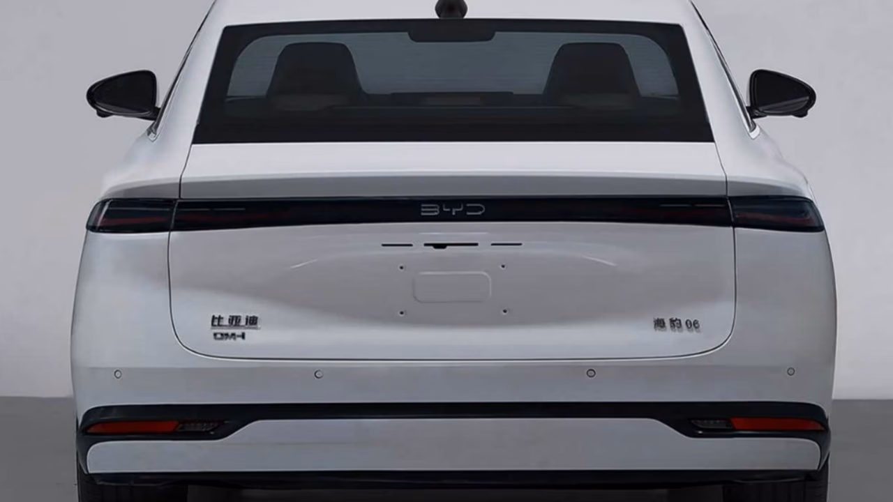 BYD представила обновленный седан Seal 06 за 1 млн рублей