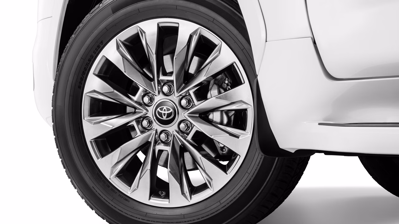 Toyota зарегистрировала в России товарные знаки Hilux и Sequoia