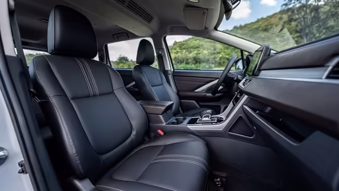 Mitsubishi Xpander появился в России по цене от 2,23 млн рублей