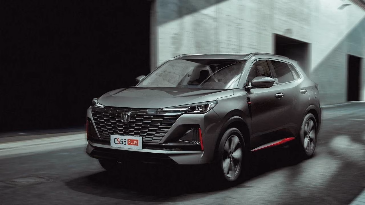 Changan прокомментировал проблему лопающихся крыш на одной машине