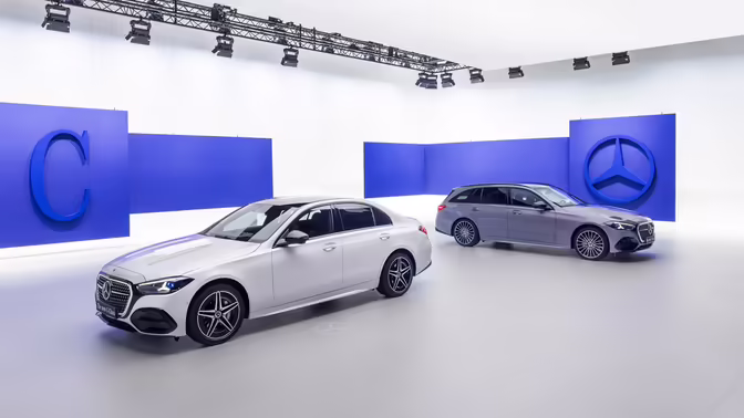 Mercedes-Benz рассекретил обновлённые седан и универсал C-Class с ДВС. Цены известны