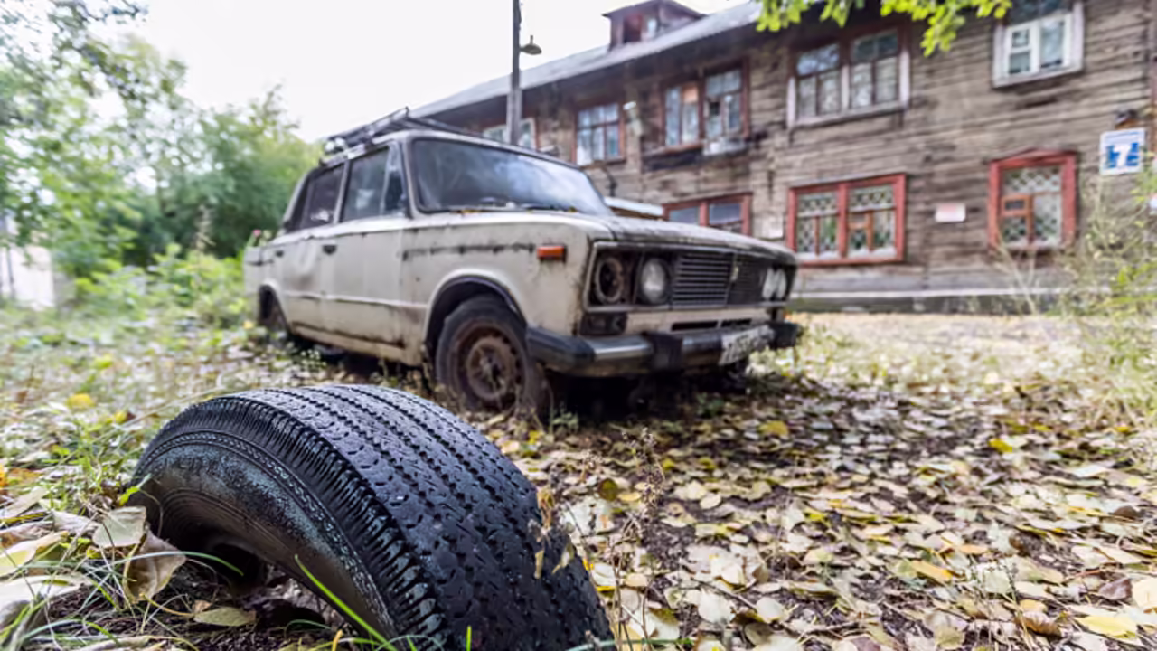 Более 200 брошенных машин перевезут на автокладбище Новосибирска