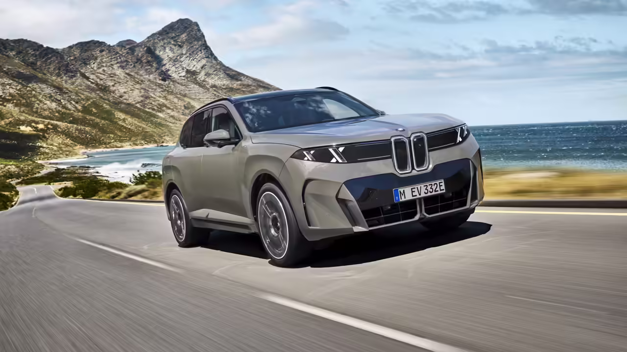 BMW научила новый X5 открывать двери по приказу водителя