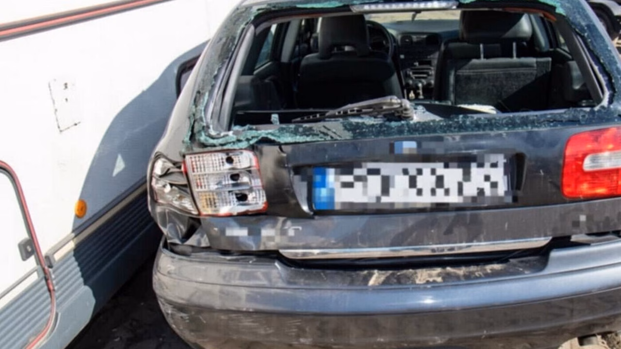 Пьяный украинец на Volvo протаранил десять машин на пляже в Польше