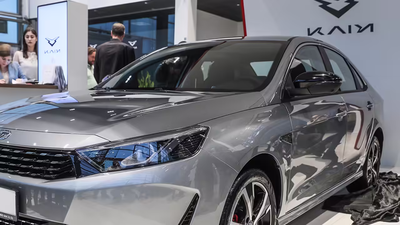 Названы самые непопулярные марки автомобилей в России