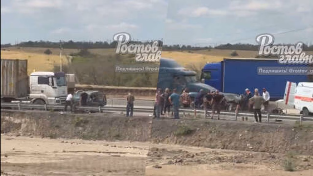 В Сети появилось видео с места массовой аварии на трассе М-4 "Дон" под Ростовом