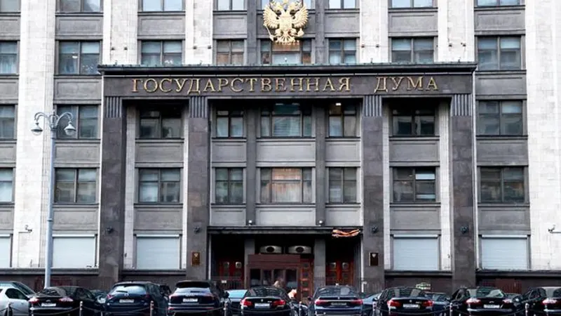 СМИ: Кандидаты от КПРФ предпочитают российские автомобили