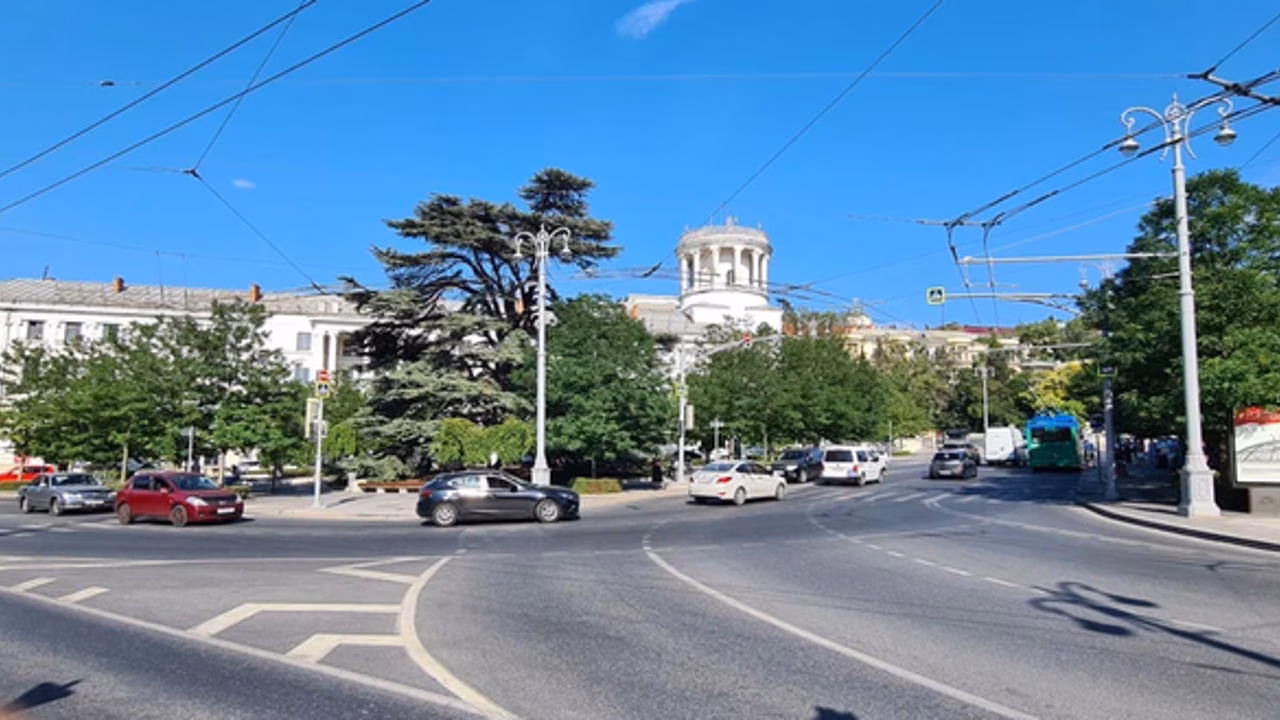 Бензин в Крыму 20 августа продают по QR-кодам и талонам