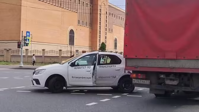 В Санкт-Петербурге в аварию попала сотрудница Комитета по транспорту