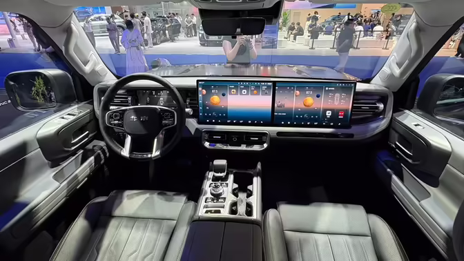BAIC BJ40 стал гибридом на 532 силы, но сохранил раму и блокировки