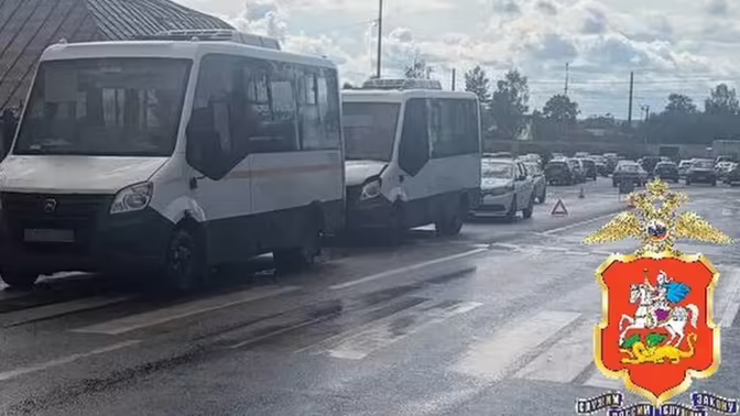 Шесть человек пострадали в ДТП с двумя автобусами в Подмосковье