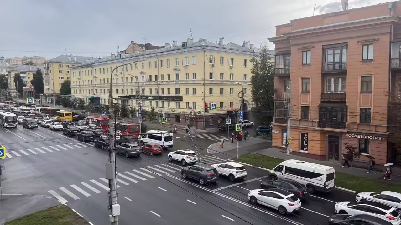 Пробка на проспекте Ленина в Туле из-за ДТП