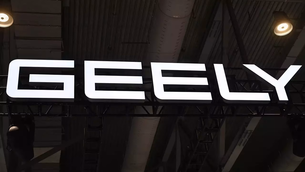 Ford и Renault переходят на китайские платформы Geely: подробности