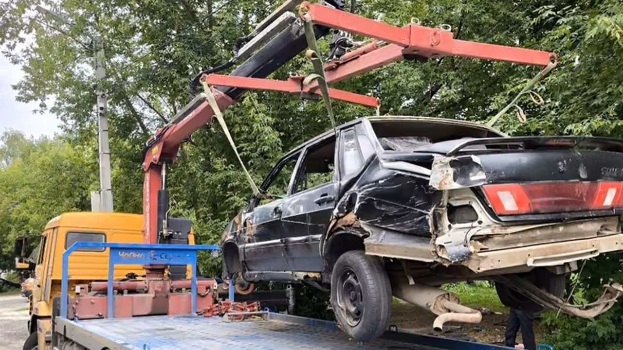 19 брошенных автомобилей убрали с улиц в Сормове с начала года