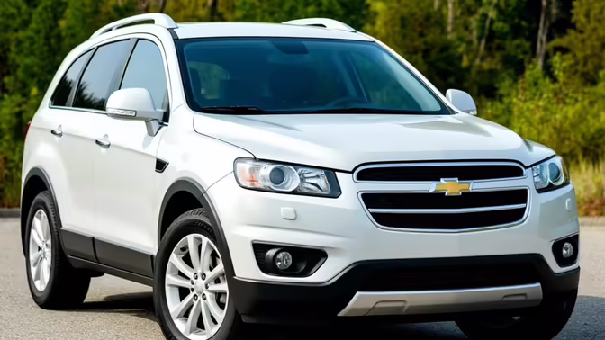 Новый семиместный Chevrolet Captiva из Китая приехал в Россию за 2,18 млн рублей