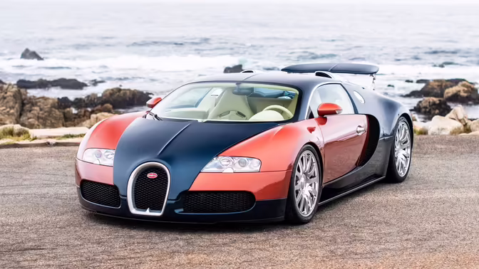 Bugatti представила полностью отреставрированный и слегка облагороженный Veyron