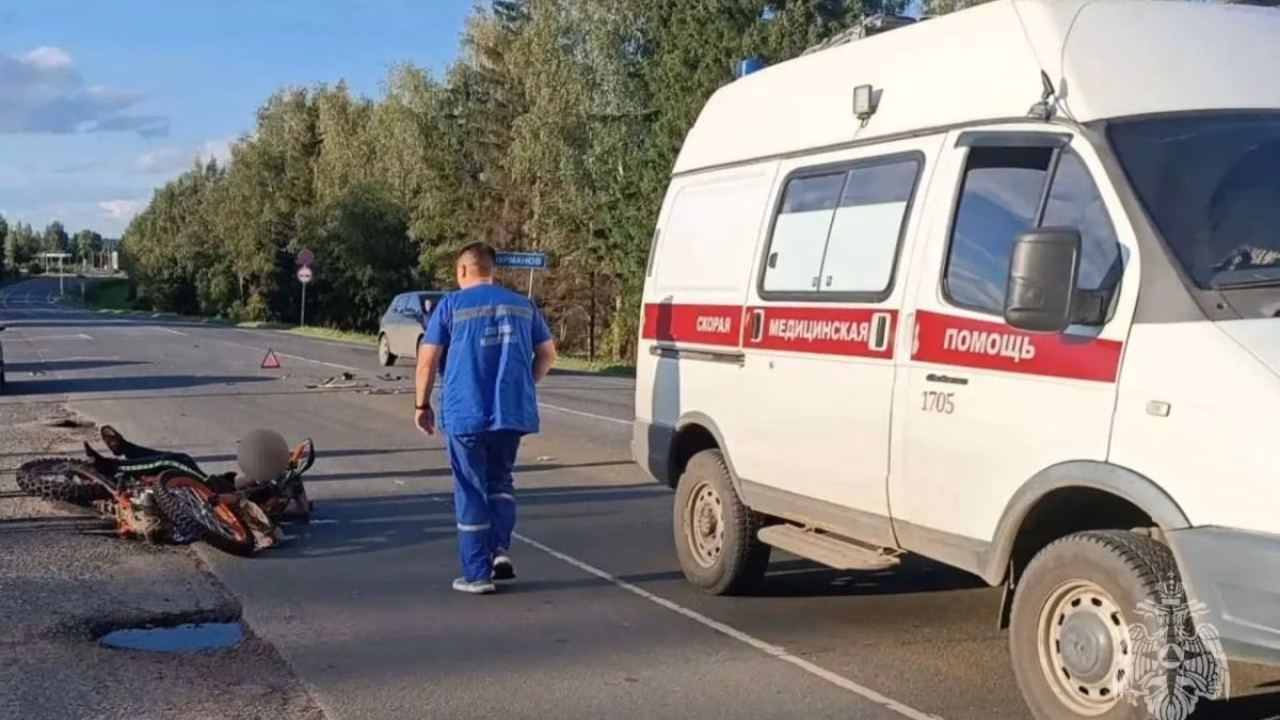 15-летний мотоциклист попал в больницу после ДТП в Ивановской области