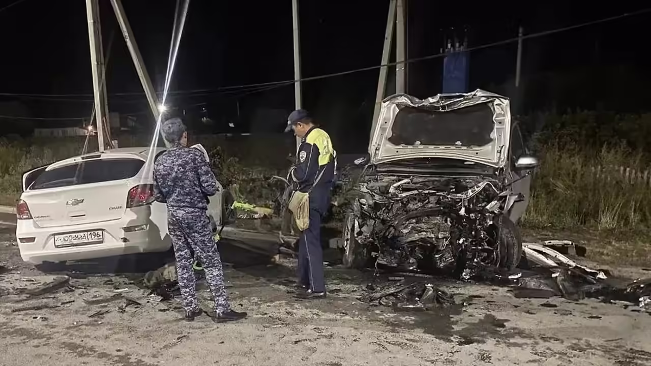 В Оренбургской области в ДТП погибла водитель и 15-летний пассажир