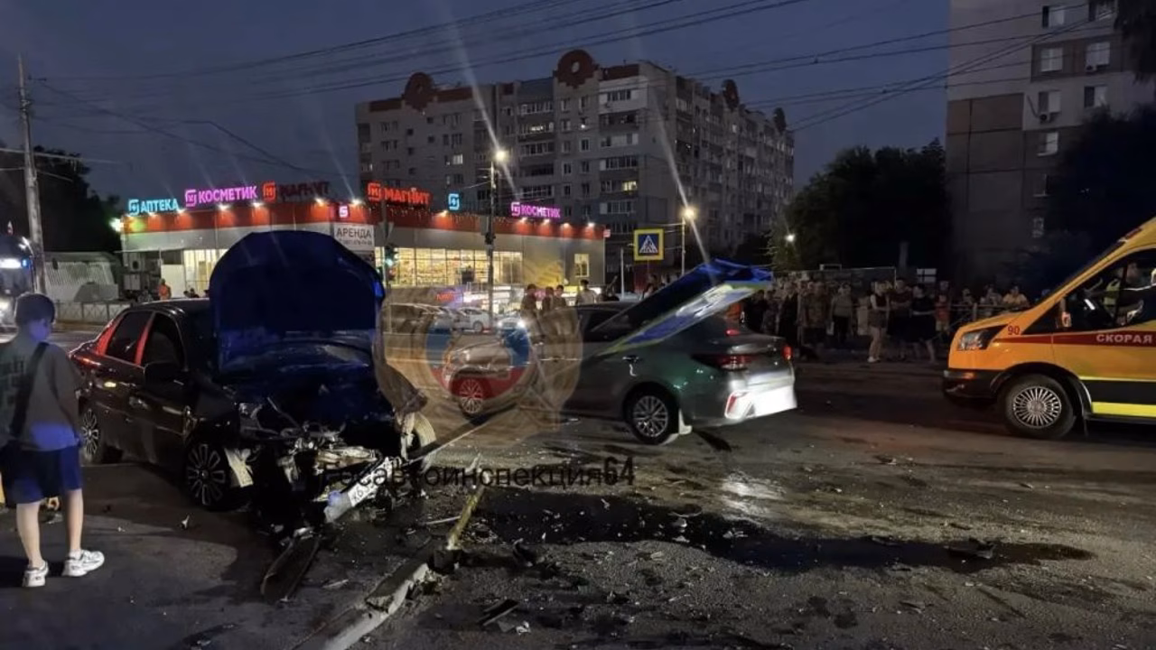 Четыре человека пострадали в ДТП в Саратове