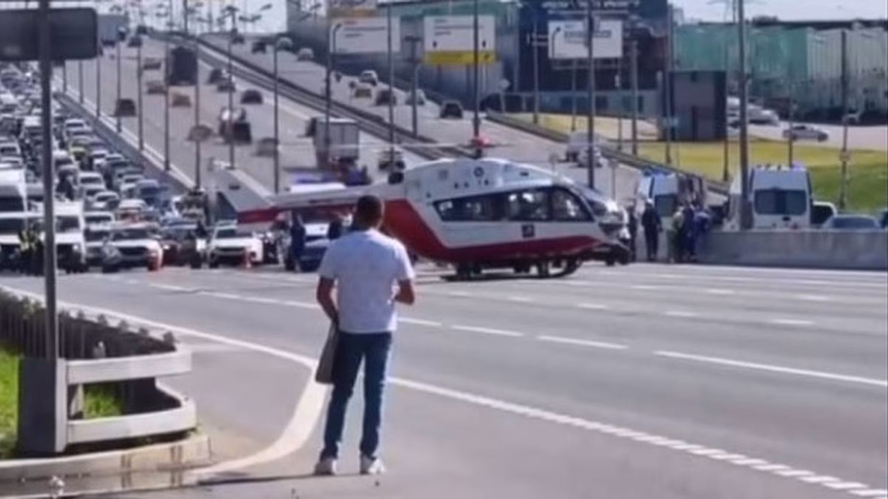 Шесть человек пострадали в ДТП на МКАД, одного госпитализировали на вертолете