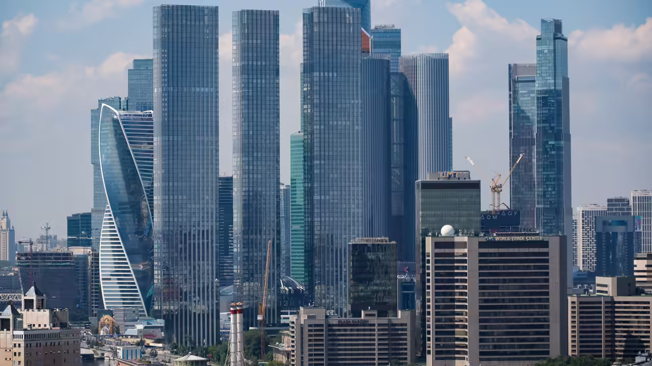 Ребенка сбили на пешеходном переходе в центре Москвы