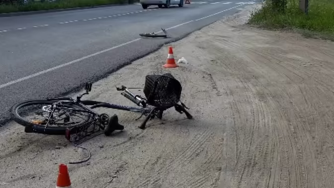 В Липецке водитель "Фольксваген Поло" сбила насмерть велосипедиста