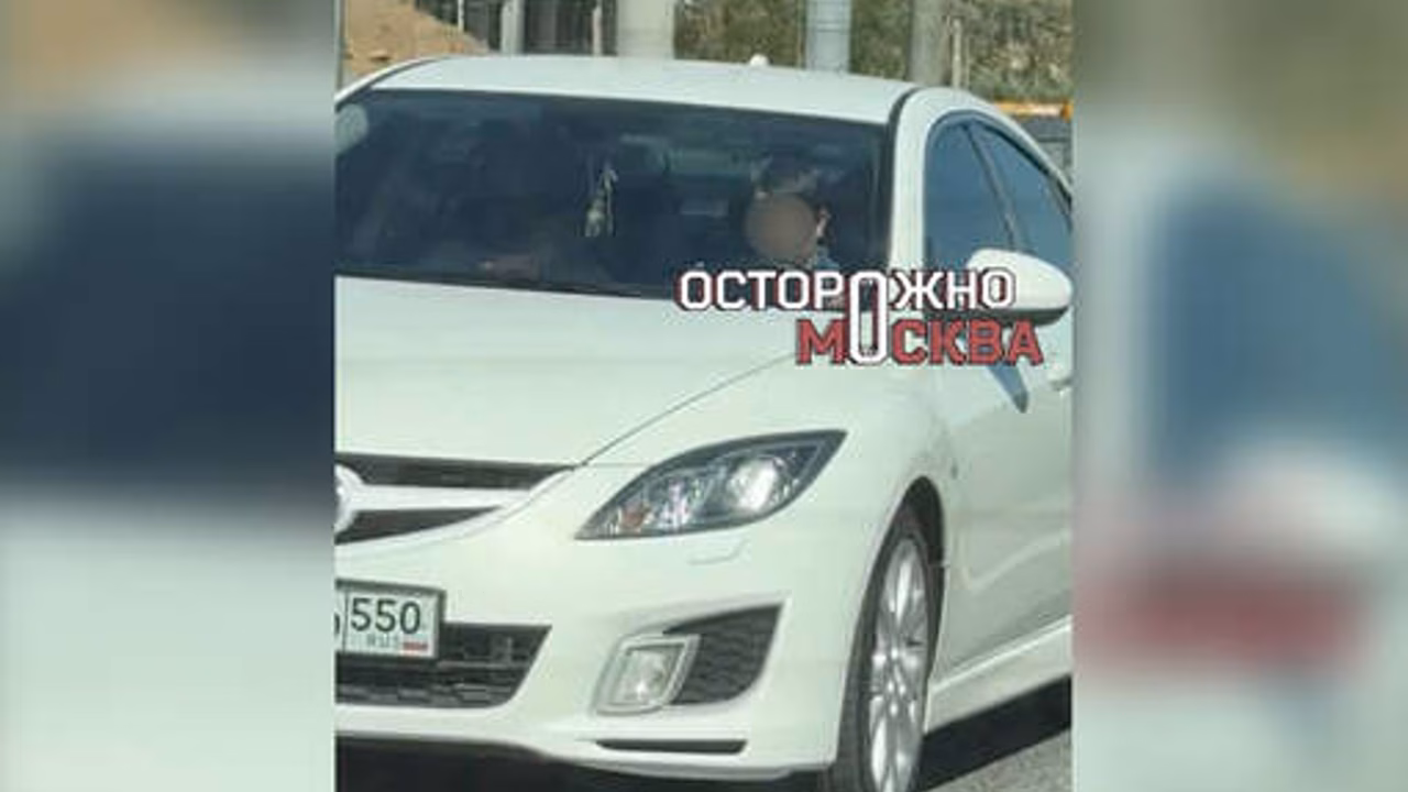 В Подмосковье на Минском шоссе за рулем автомобиля заметили ребенка