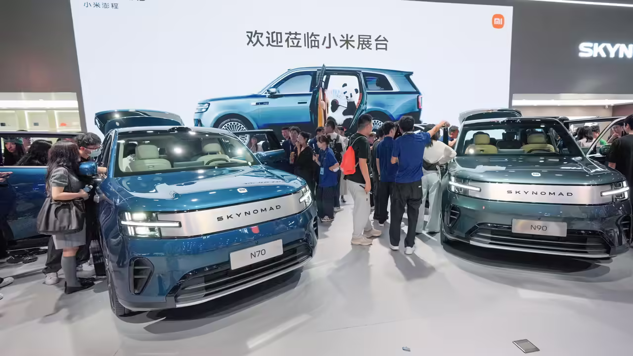 Эксперт Бобылев: BYD вновь должна доказывать свое доминирующее положение