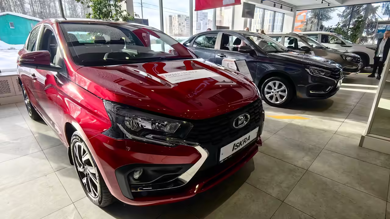 Опрос: 31% владельцев Lada считают машины удачным компромиссом