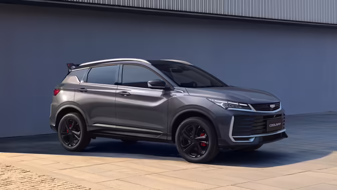 У свежего Geely Coolray появилась более доступная версия на российском рынке