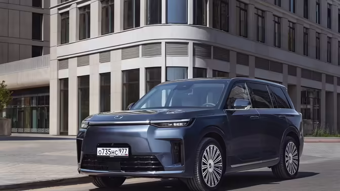 Гибридный кроссовер GAC S9 с небольшим налогом: тест-драйв «Ленты.ру»