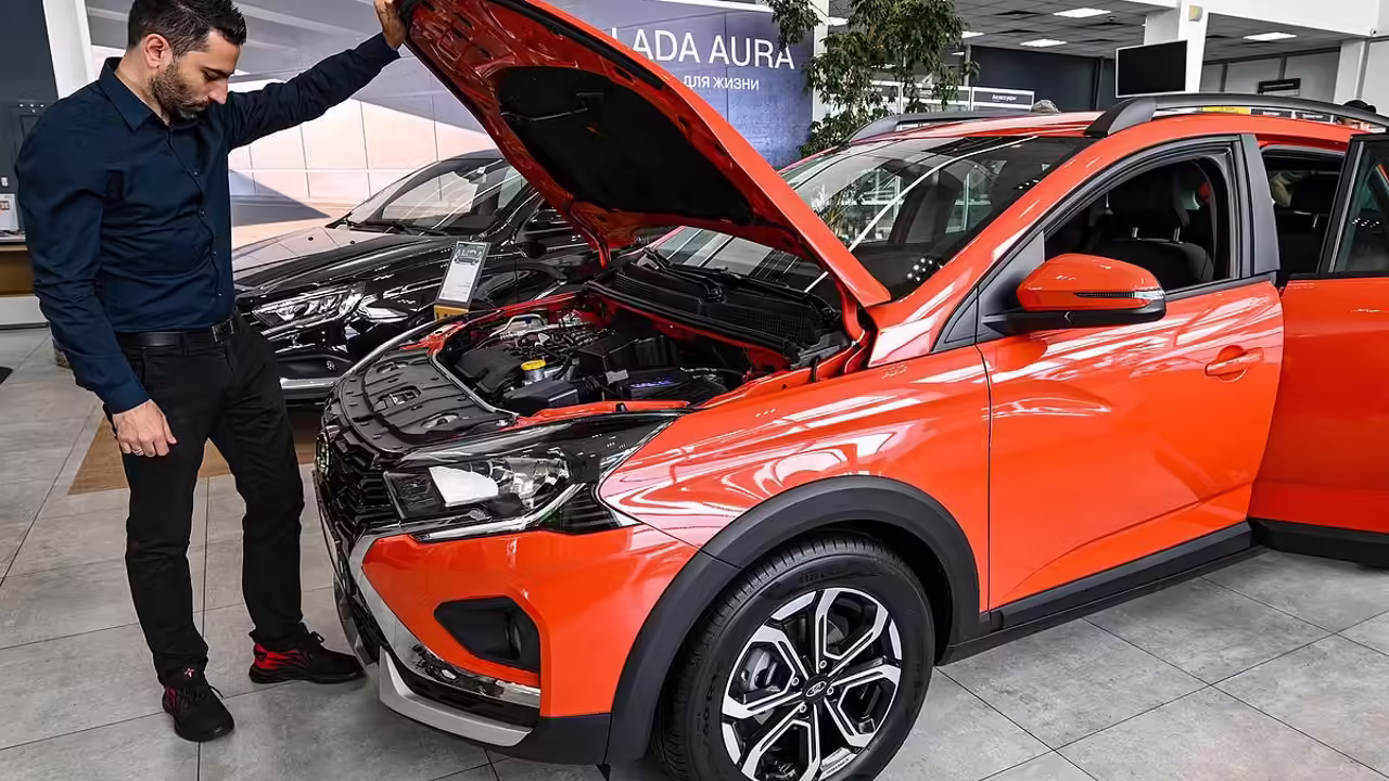 Владельцы Lada назвали главными плюсами цену и недорогое обслуживание