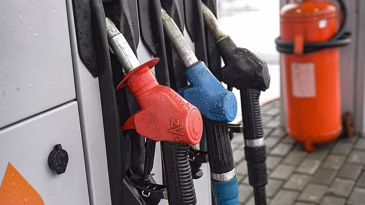 В Пермском крае хотят запретить продажу топлива подросткам