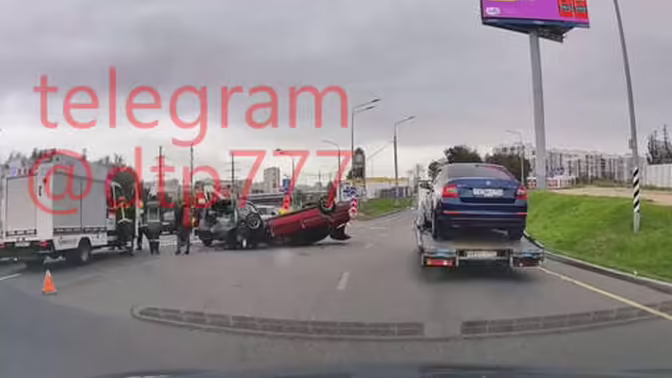 На видео попали последствия массового ДТП на Варшавском шоссе в Москве