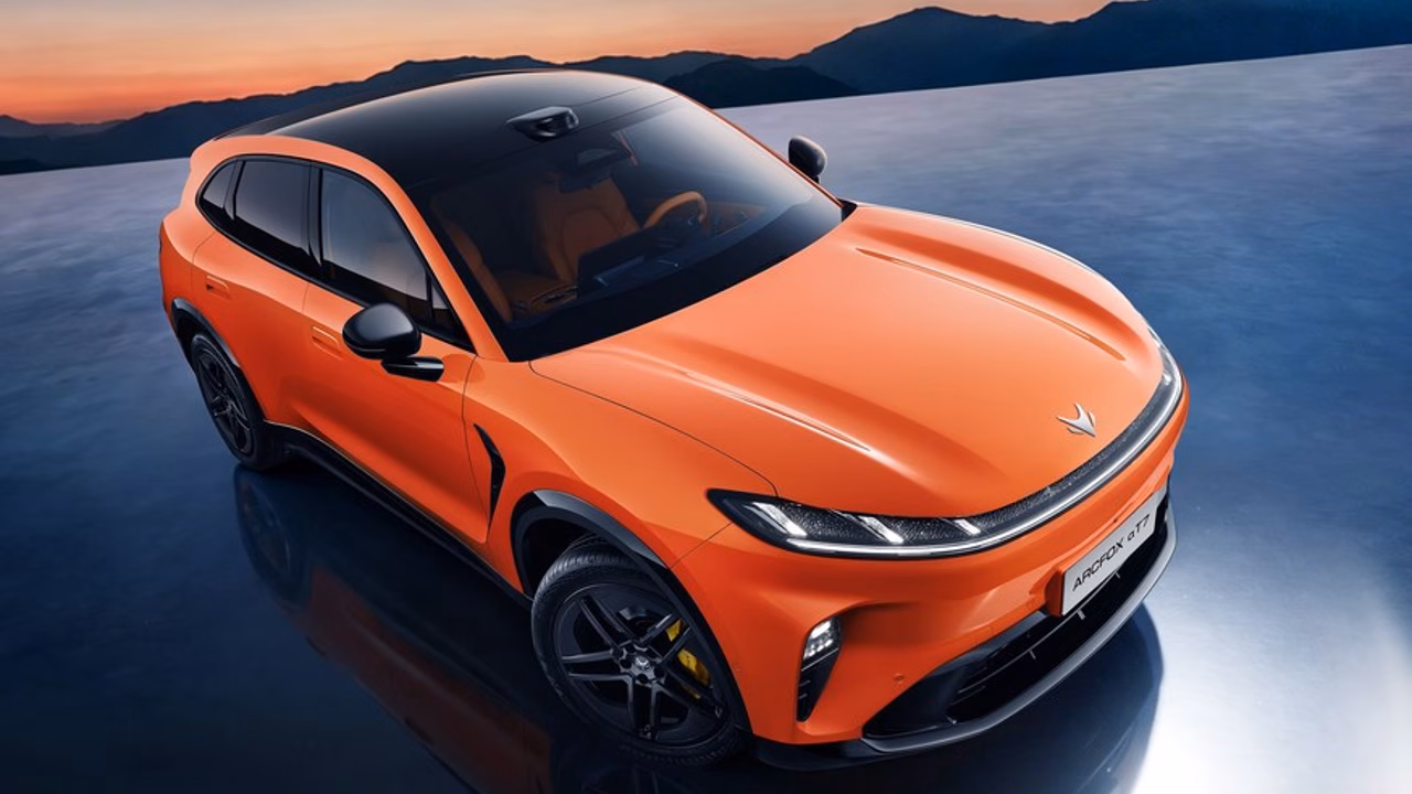 Arcfox Alpha T7 от BAIC: гибридная или электрическая версия и автопилот
