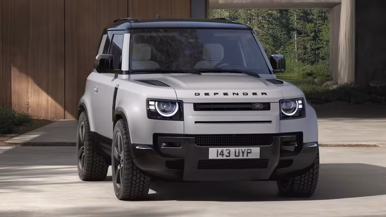 Электрическую версию Land Rover Defender отложили
