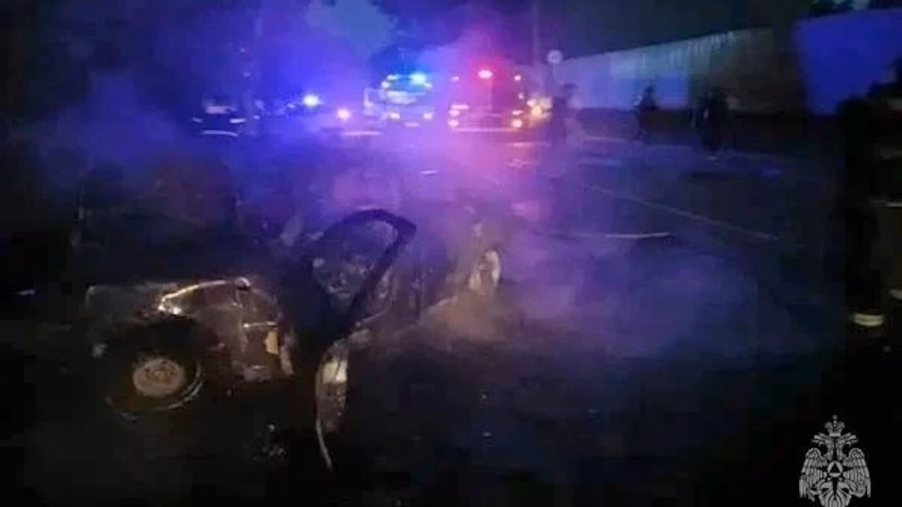 В Татарстане в ДТП погибли шесть подростков, находившиеся в салоне загоревшейся машины